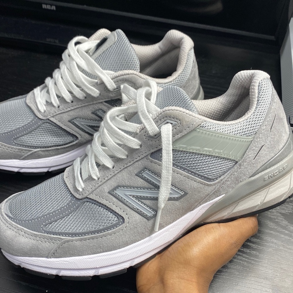 New balance 990v5